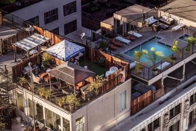 A beautiful building, perfect for real estate investing