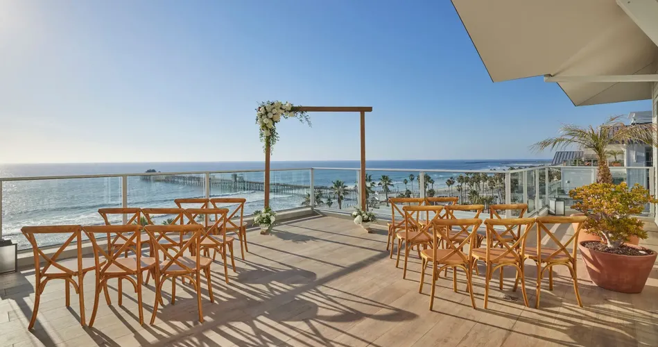 The Seabird Ocean Resort