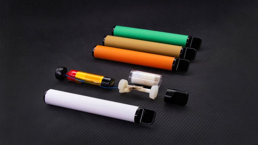 Tips For Buying And Using Rechargeable Disposable Vapes