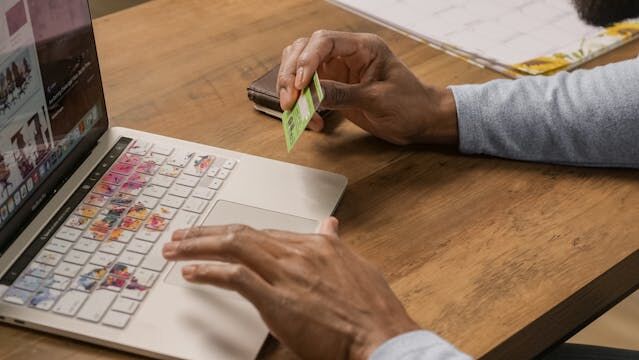 What is a Credit Card / Hva er Kredittkort?