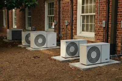 Repair vs Replacing Your Furnace or Air Conditioning System