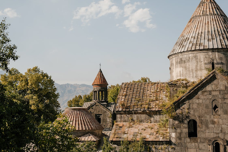 These roofs are in need of emergency roof repair services