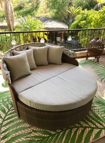 Cool Spring Things: 16 Trend-Forward Finds