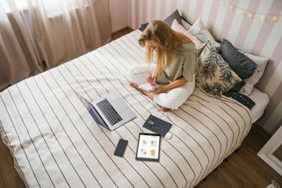 Choosing The Right Online Course: 5 Things To Consider