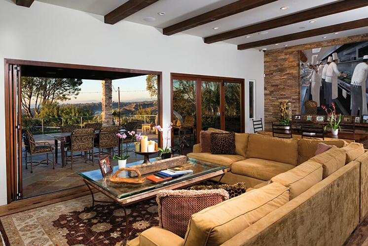 Wine D’Vine 2025 Celebrates Philanthropy with Jim and Leslie Levinson Honored for Lifelong Impact