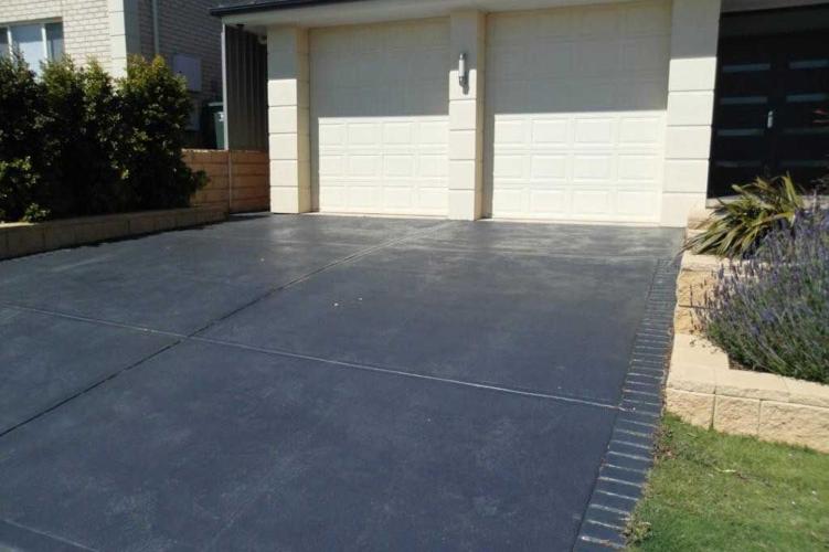 Don’t Know What Driveway Color To Pick? Read These 5 Tips
