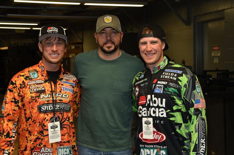 Jason Aldean Fires Up The Crowd With Surprise Concert At Bassmaster Classic’s Opening Night