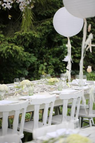 How to Host the Perfect Patio Party