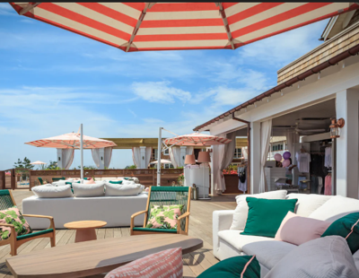 Outdoor Furniture for Coastal Hospitality Environments Where Performance Is Non-Negotiable