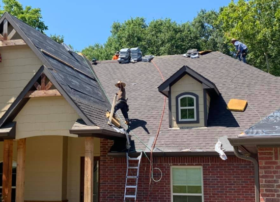 Finding the Right Roofing Company: A Guide to Hiring Reliable Professionals