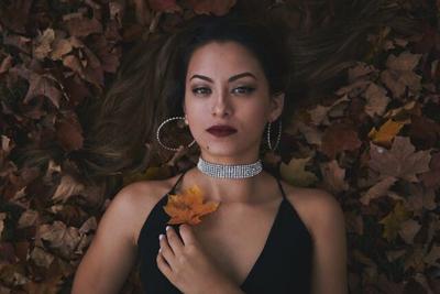 Timeless Elegance: Essential Women's Necklace Styles