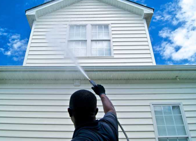 Best Practices for Pressure Washing a House