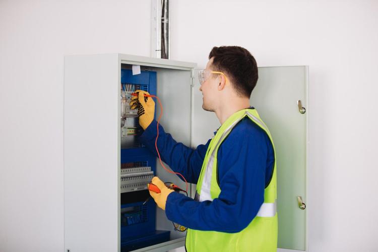 Licensed Electrician vs. DIY: Why Professional Electrical Work Matters