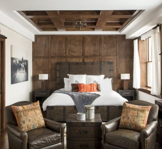 How to create an upscale guest room for family and friends