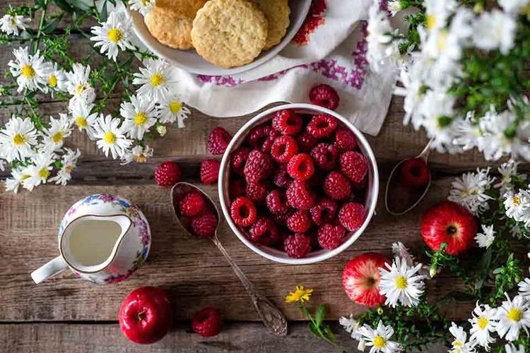 How to Eat Gourmet Food in Your Own Home