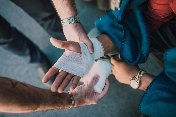 Simple Steps to Take When You Get Injured at Home or Outdoors