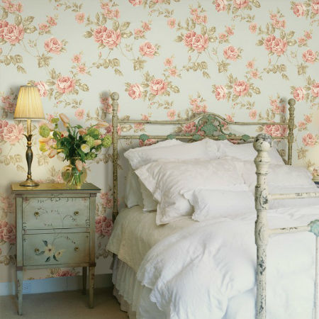 Floral Design Takes Luxe Decor