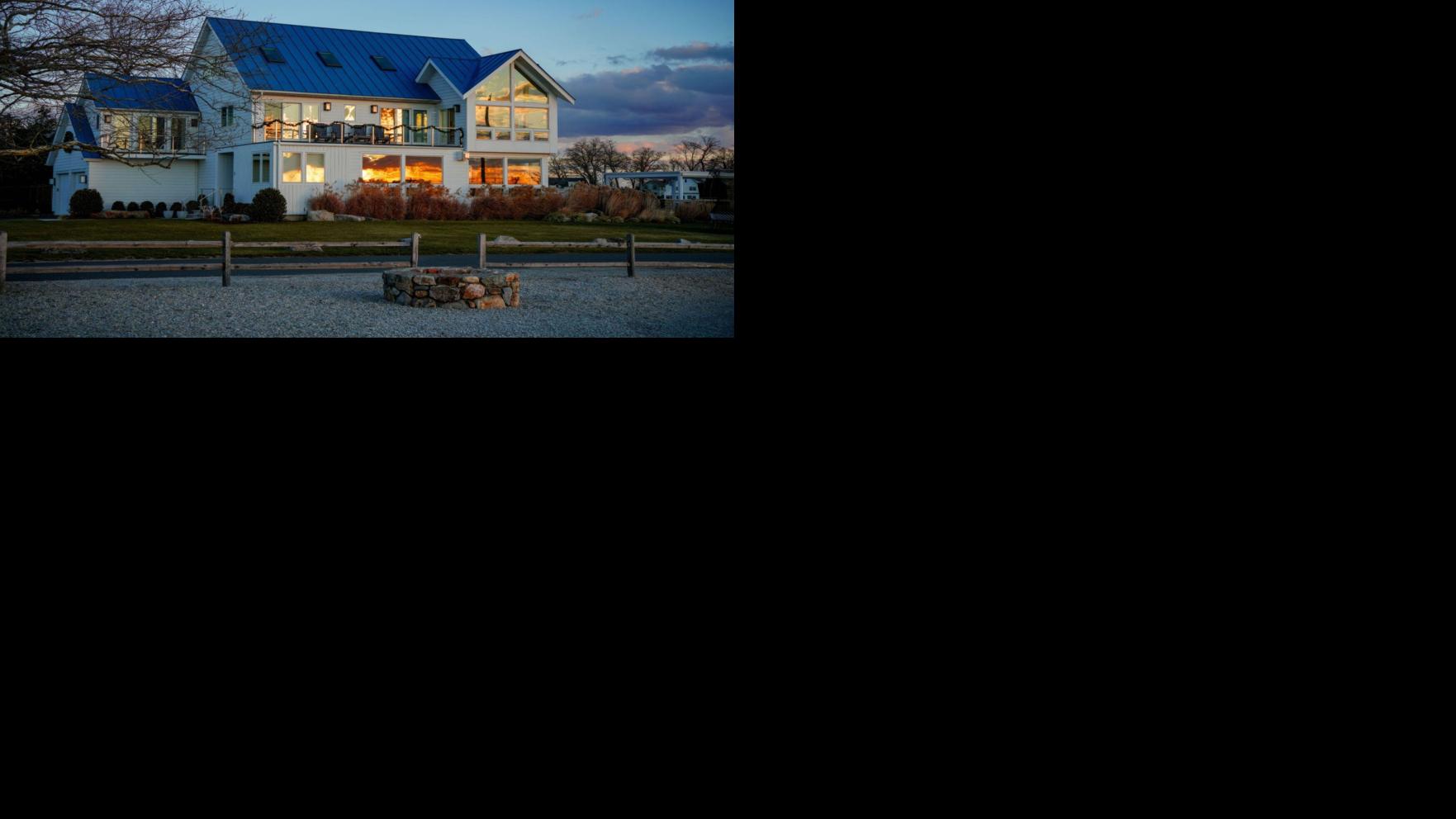 Designing a Custom Home for Indoor-Outdoor Living