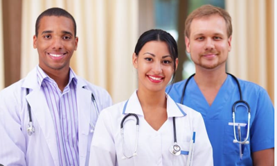 How Professional Healthcare Staff Enhance Senior Living Community Care