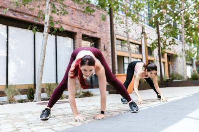 2 women learning Reasons Why You Should Incorporate Pre-workouts in Your Training Routine