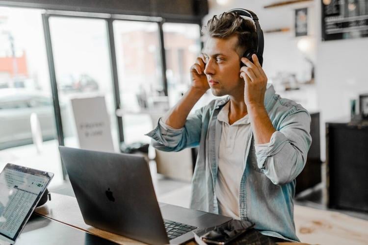 Innovative Ways Musicians Can Gain a Huge Following Online