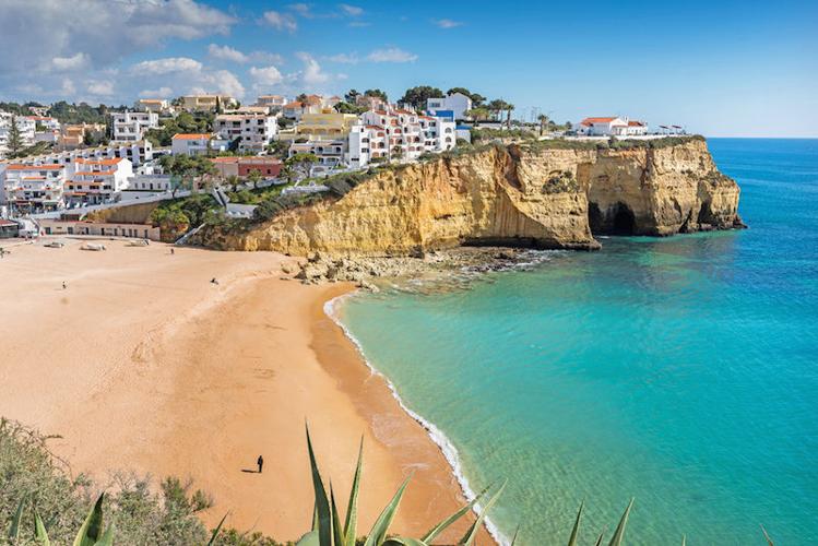 Top 10 Best Places to Live Overseas