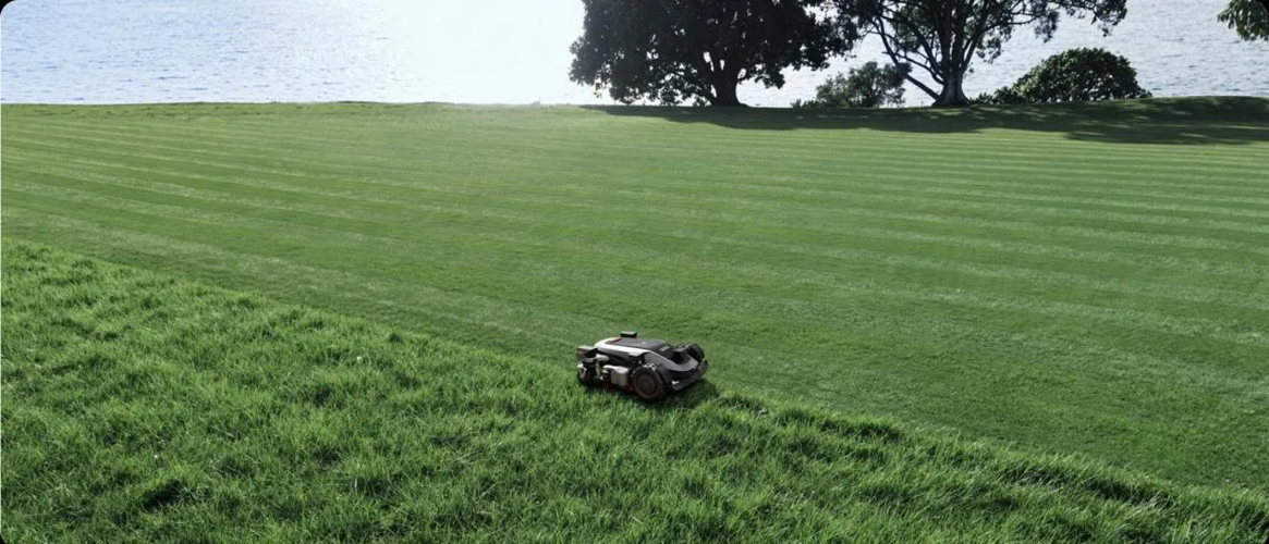 Why Robot Lawn Mowers Are Changing Home Gardening?