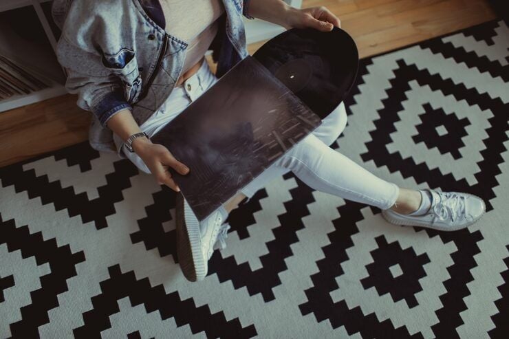 Smart Winter Home Upgrades That Save Energy Without Sacrificing Style