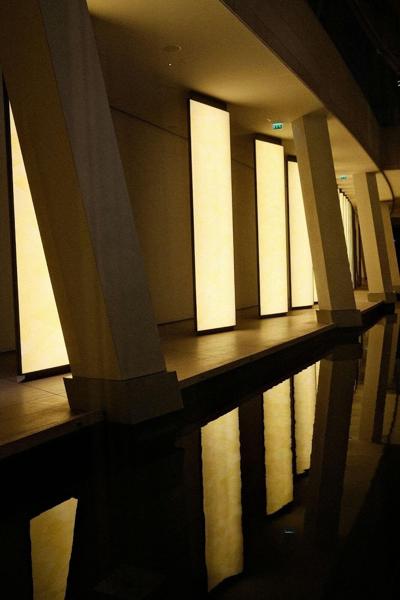 How to Choose the Right SEG Frame for a Modular Lightbox Display