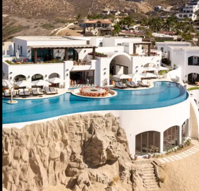 Homes That Tell the Story of Their Destination