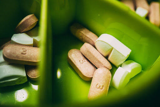 How To Choose and Responsibly Use Nootropics At Home