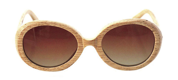 Summer Sun Screen and Stylish Accessories to Pack for the Beach