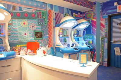 Distroller Wərld Creates ‘Out-of-this-World’ Shopping Experience