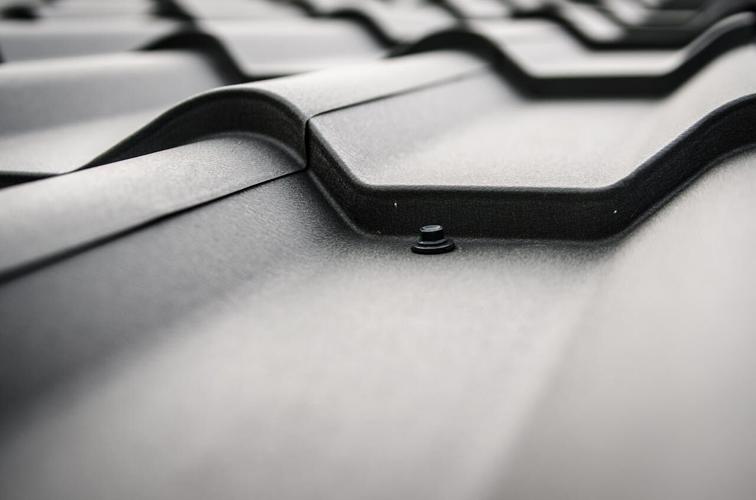 If this roof had cracked or curling shingles, it would be time for repair