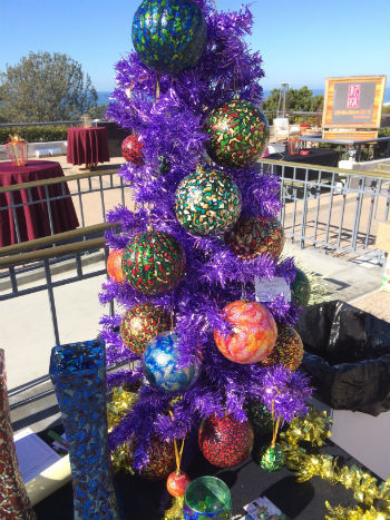 Del Mar Plaza's European Market Gets Crafty