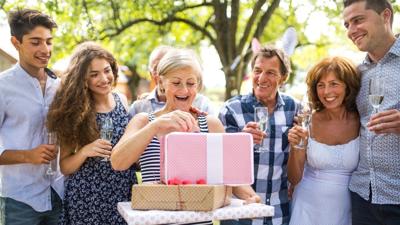 Top 20 Thoughtful 50th Birthday Gift Ideas for Women