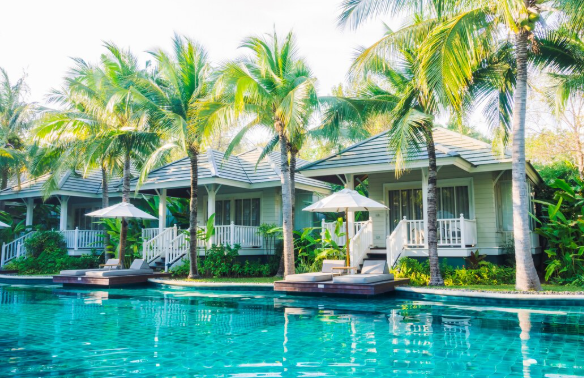 Why Boynton Beach is the New Destination for Seasonal Villa Living