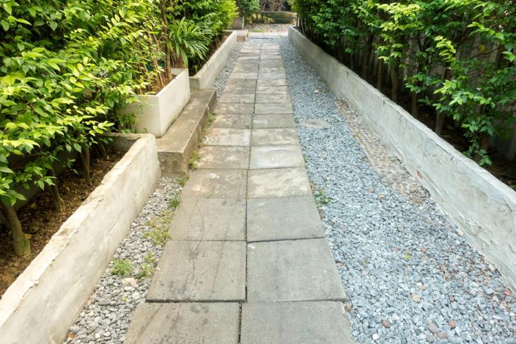 Don’t Know What Driveway Color To Pick? Read These 5 Tips