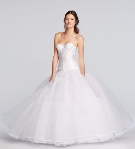 5 Must-Have Bridal Undergarments
