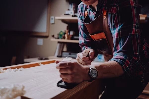 Reasons Why People Love Woodworking as a Hobby