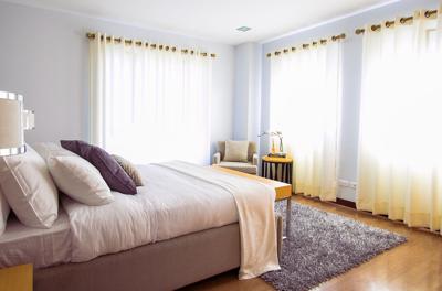 Ready-Made Curtains in a bedroom