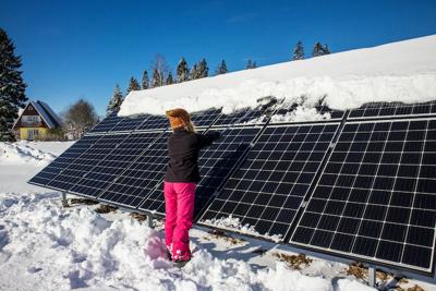 How Homeowners Can Maintain Solar Panels In Their Property