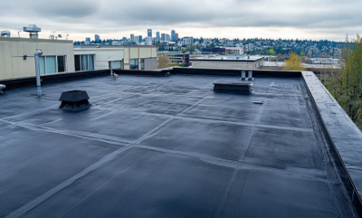 Why License or Insurance Should Be a Criterion When Choosing a Roofing Company in Seattle