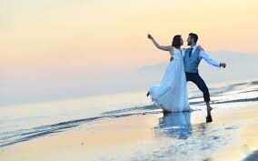 Are Luxe Home Weddings the New Pinnacle of High-End Love Stories?The New Era of "I Do"