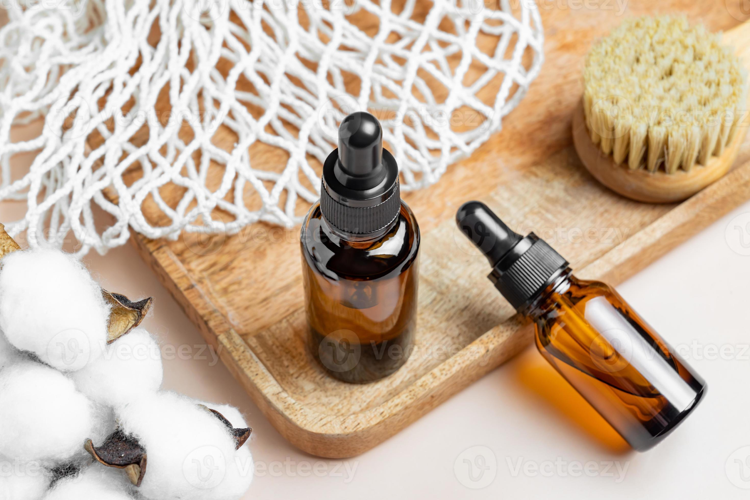 Dropper Bottles: Essential for Skincare Product Packaging