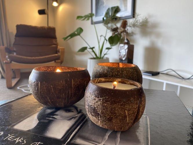 Make_Your_Home_Cozy_This_Winter_CocoBowlz_Candles
