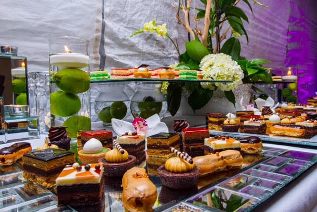 Laser Cliniqúe launch party