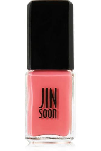 Top 5 Nail Polish Colors to Rock at the Beach