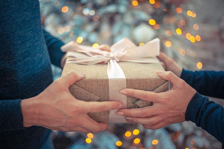 Choosing the Perfect Gift for Your Friend: A Full Guide