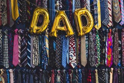 Top 4 Gifts for Father's Day Based on His Interests